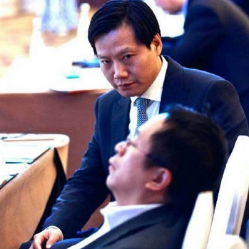 周鸿祎：雷军看着我睡觉 醒来世界都变了