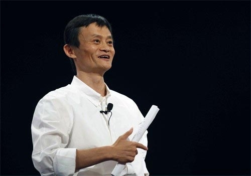 马云回应网友逼捐企业家第一责任是创造财富