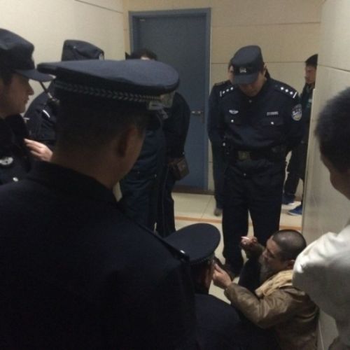 河南一男子失手打死9月大女儿获刑12年