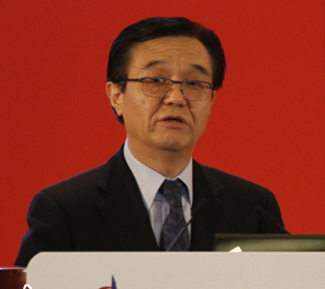 高虎城：中国不会做躲在蚂蚁背后的大象
