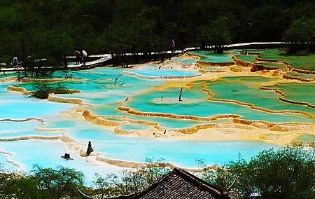 　　今年四川旅游总收入力争超7200亿元
