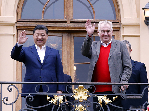 习近平同捷克总统泽曼举行会晤