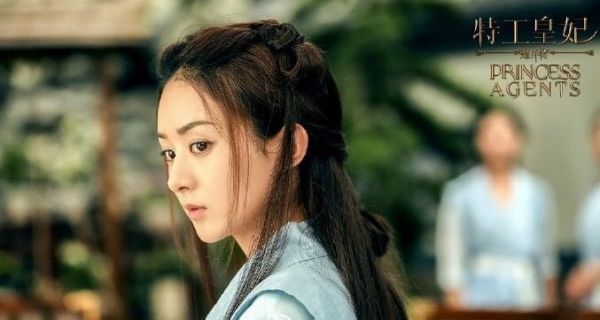 4.《特工皇妃楚乔传》，赵丽颖为了诠释奴隶中的楚乔，暴瘦8斤，拍摄吊威亚顶着横店酷热的桑拿天坚决不要替身，最后手臂竟然都练出了肌肉，这样的姑娘必将确保收视率1.32。