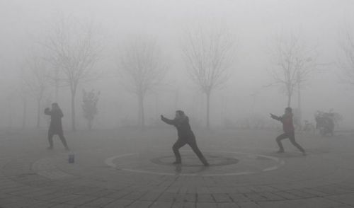 雾霾笼城，环保专家：因区域性燃煤排放增加