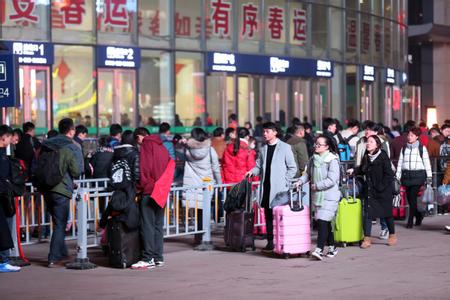 火车返乡人均耗费15.36小时