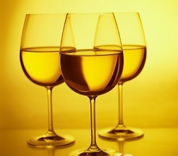 中国养生酒市场发展前景 养生酒行业分析