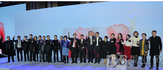 化妆品行业分析三大渠道迎新零售新契机