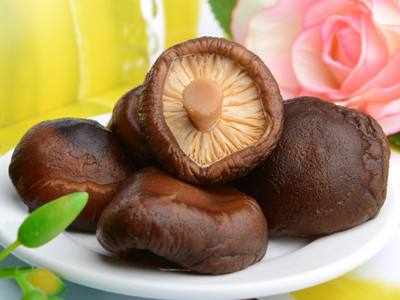 香菇市场行情分析报告 全国香菇批发价格 鲜香菇批发价格2018.4.10