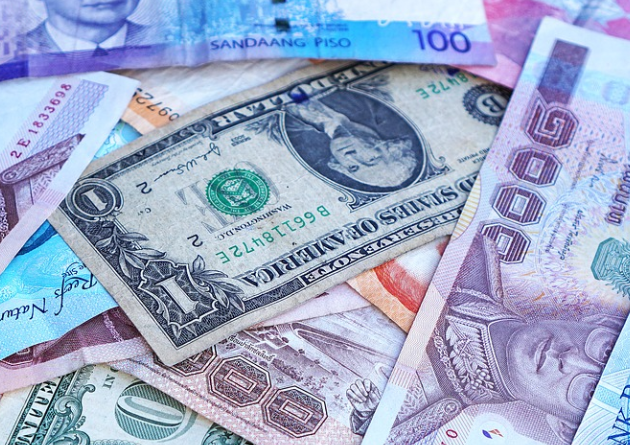 2020年7月31日离岸人民币汇率 泰铢和人民币汇率